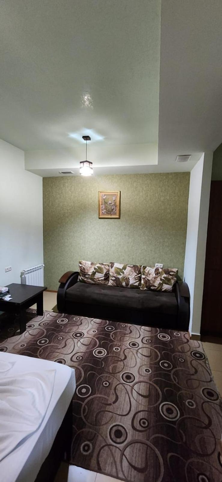 Hotel Premium Armenia Yerevan Ngoại thất bức ảnh