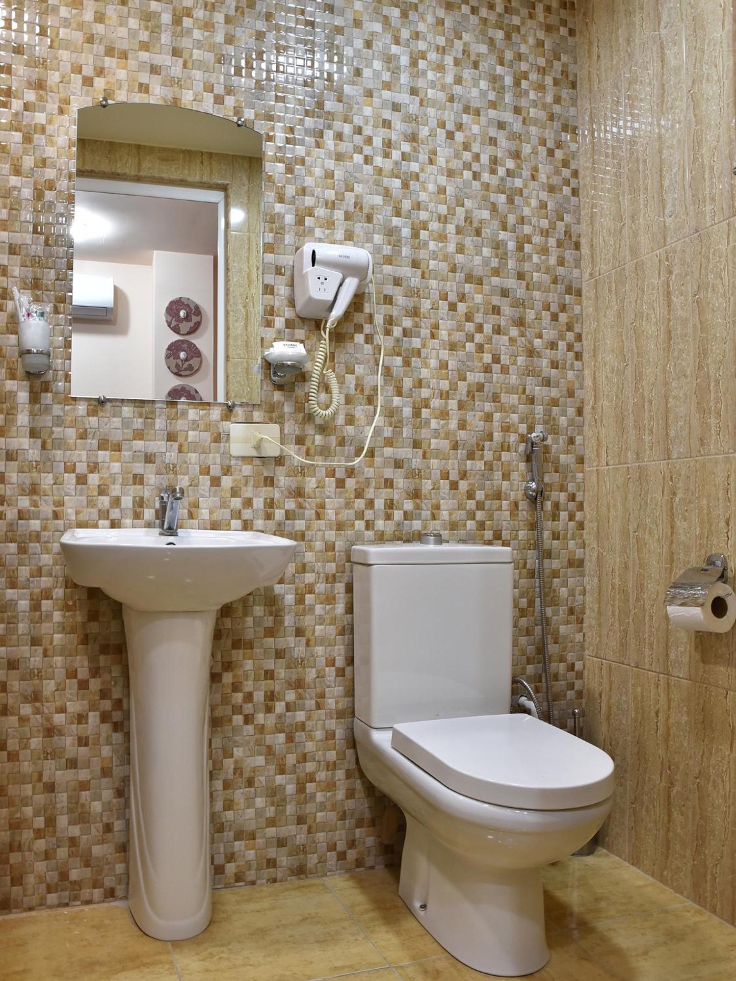 Hotel Premium Armenia Yerevan Ngoại thất bức ảnh