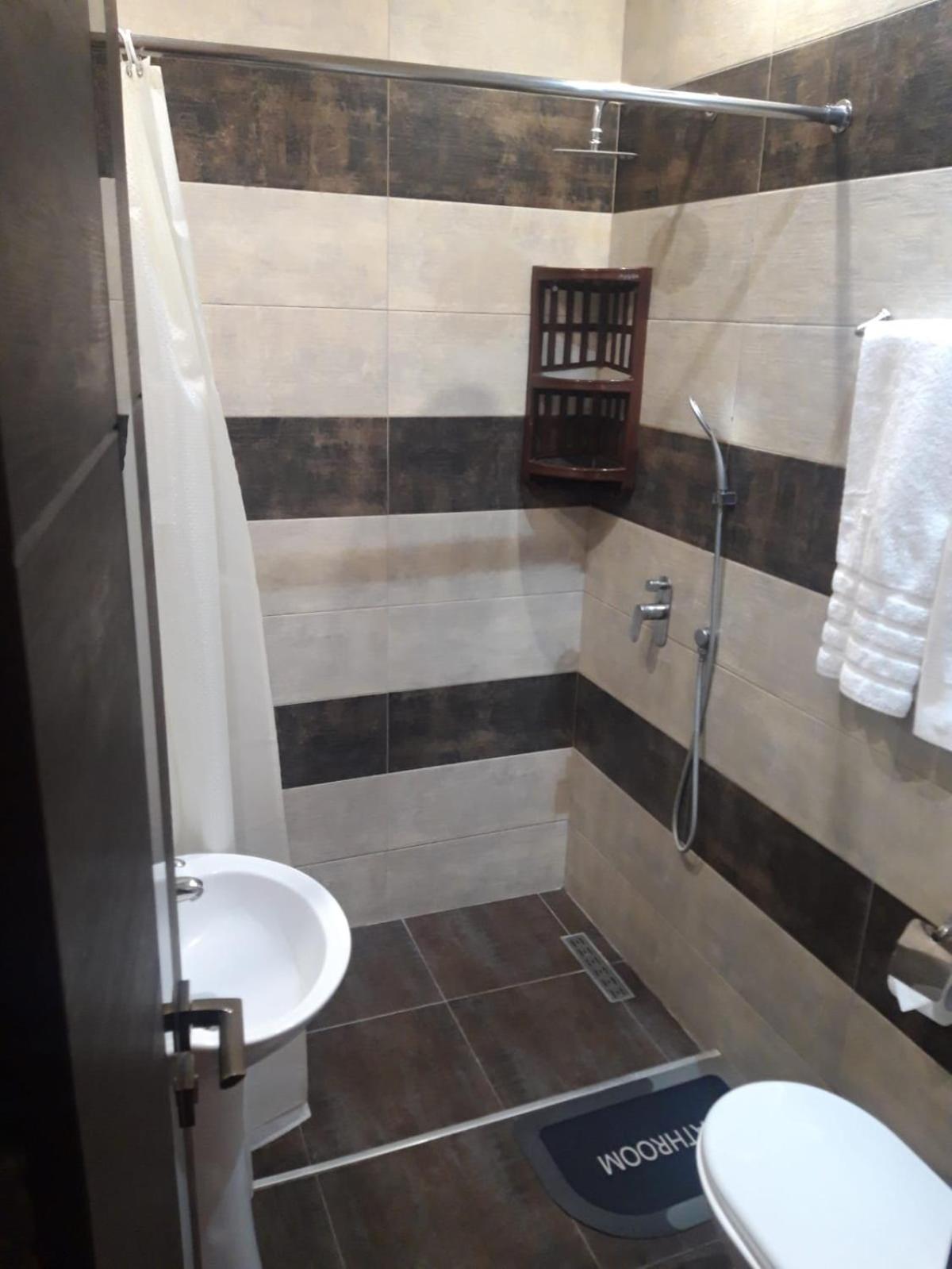 Hotel Premium Armenia Yerevan Ngoại thất bức ảnh