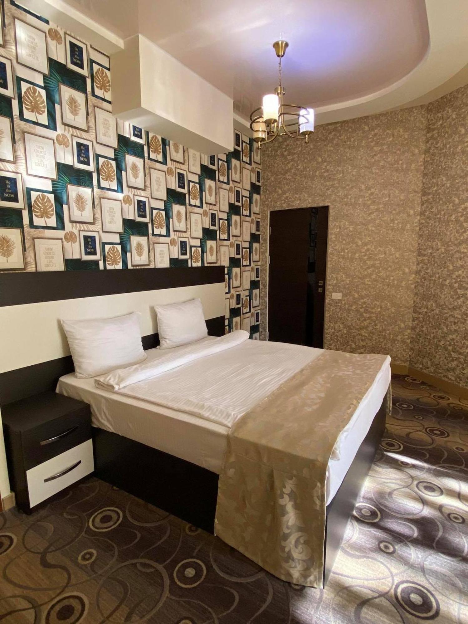 Hotel Premium Armenia Yerevan Ngoại thất bức ảnh